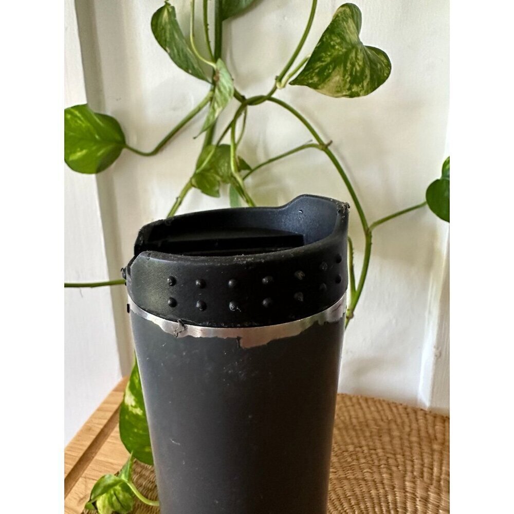 Dunkin’ Donuts black thermos mug - Picture 4 of 9
